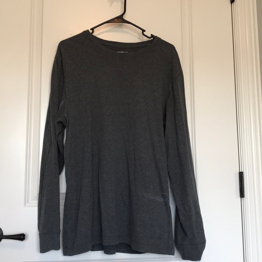 Old navy long sleeve tee